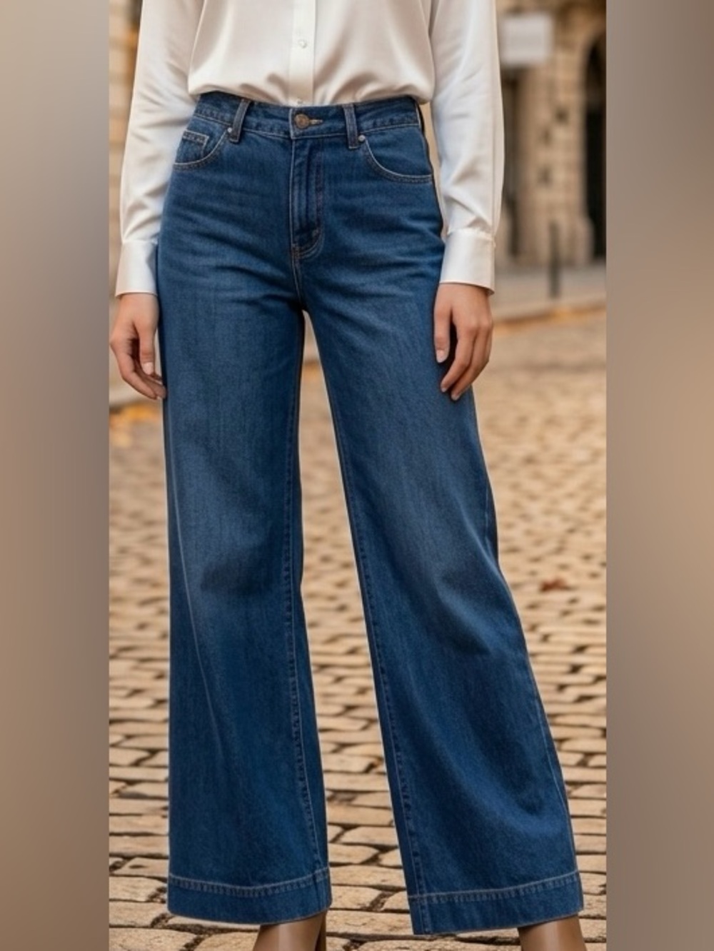 Sofia by Sofia Vergara Women’s Sz 6 High-Rise Trouser flare jeans stitched hems